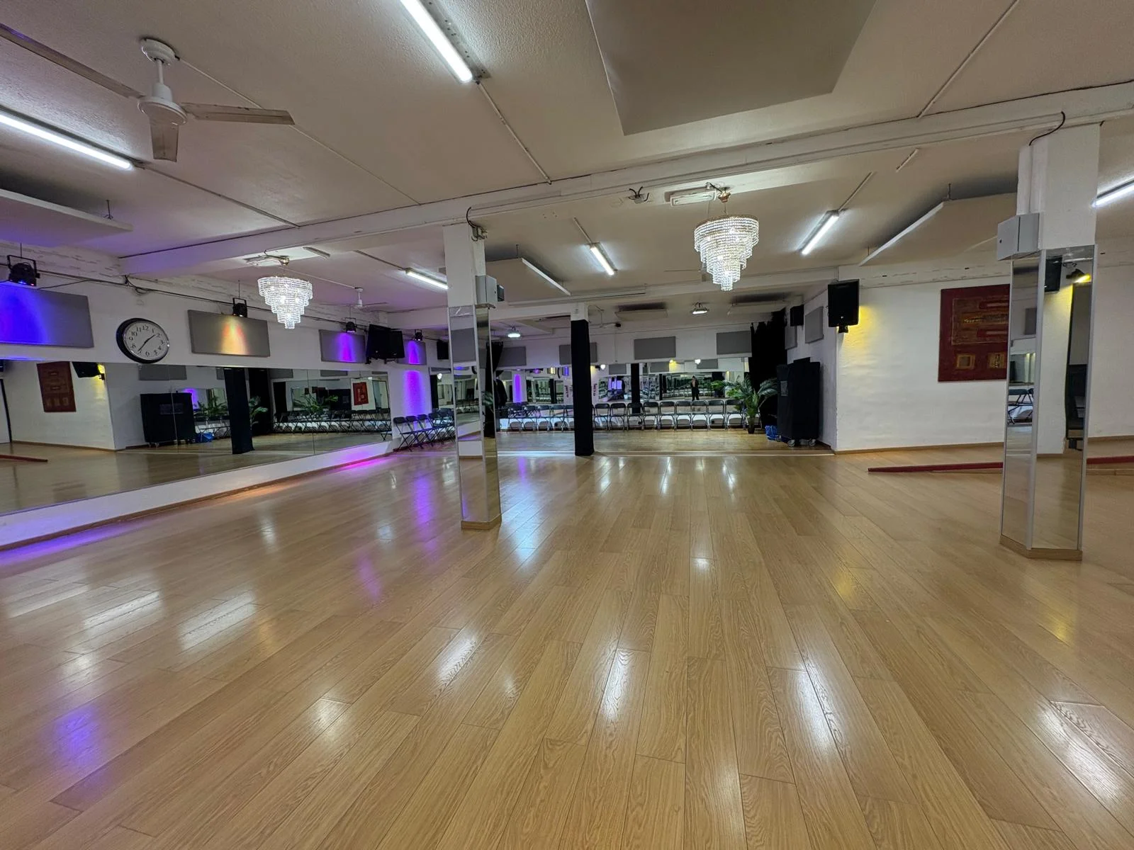 Salle de danse à Toulon pour préparer votre ouverture de bal